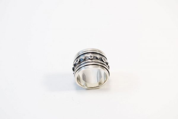 Silver Ring with zirgon