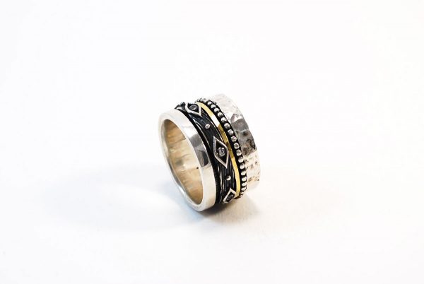 Hand made Silver & 18ct gold Ring with zirgon
