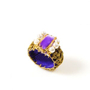 Handcrafted Ring with Pearls